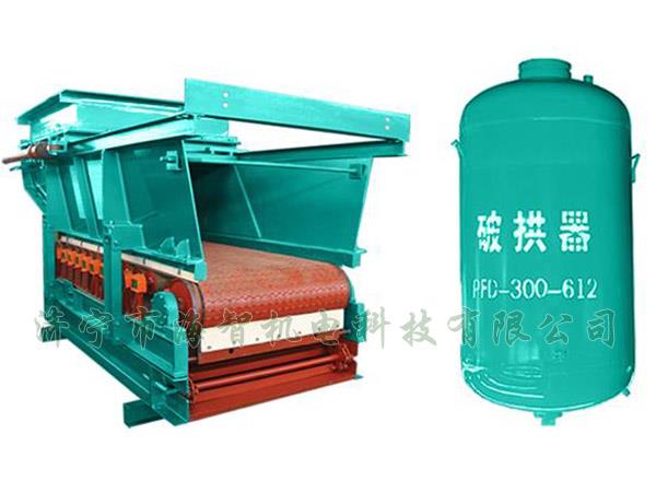 防止在給料機距離倉口較高的時候，連接段內的物料壓實粘結成拱或粘壁